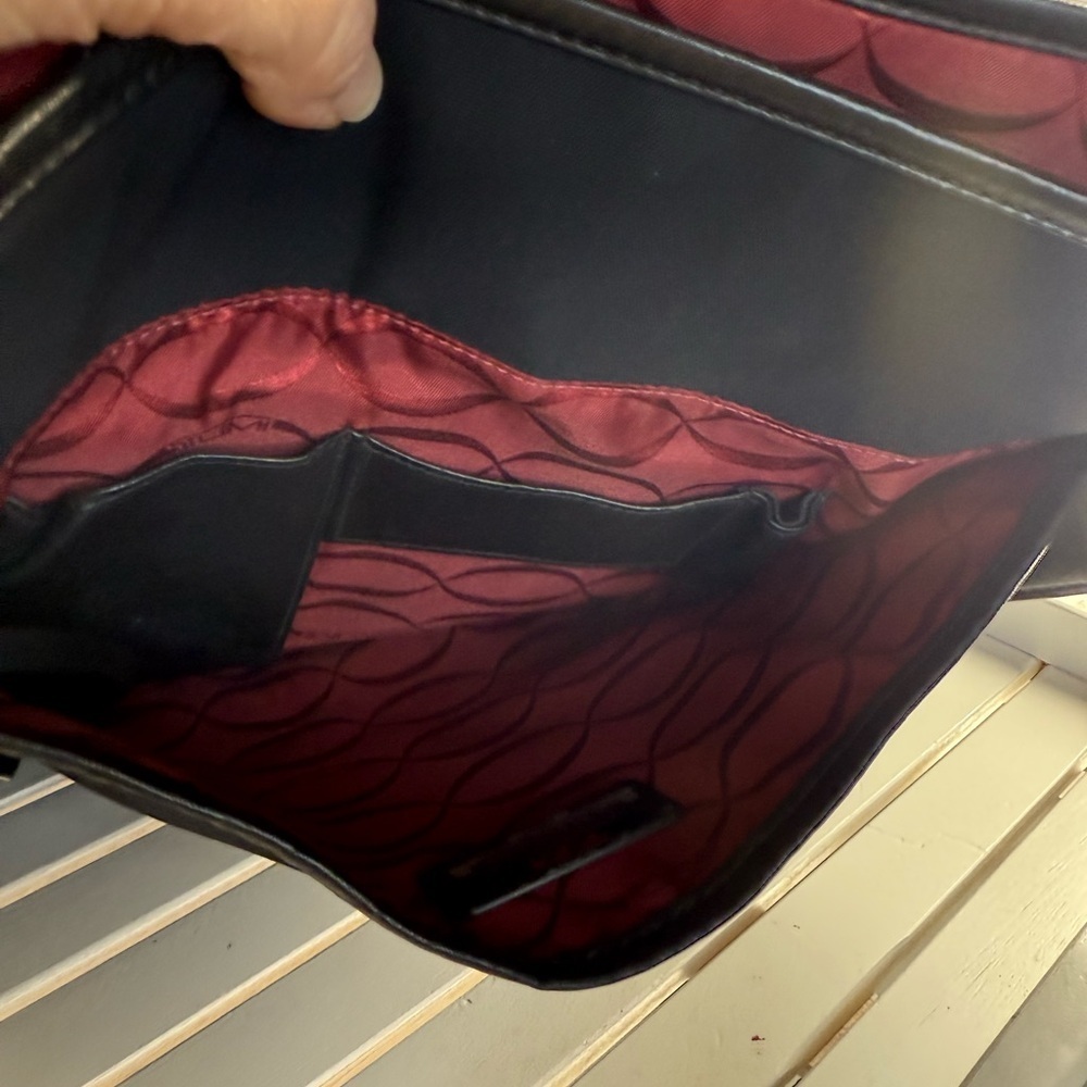 TUMI North South Flap Unisex Messanger  Bag EUC - Picture 6 of 10